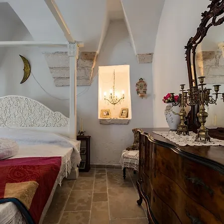 La Petite Maison Blanche