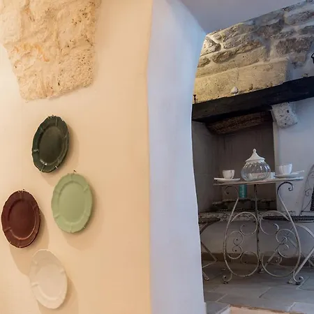 La Petite Maison Blanche